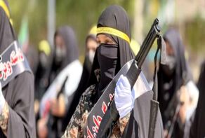 رژه نظامی بانوان بسیجی بخش رضویه مشهد همزمان با روز اربعین شهادت رهبر شهید