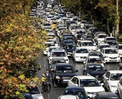 ترافیک پر حجم در جاده‌های منتهی به مشهد
