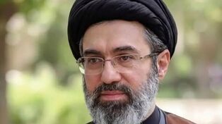 عکس های دیده نشده آیت الله سیدمجتبی خامنه ای در مکانی باورنکردنی / واقعیت دارد تعجب نکنید