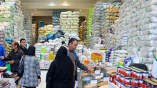 ذخایر کالا‌های اساسی برای میزبانی از زائران در مشهد و خراسان رضوی فراهم است | کاهش تخلفات صنفی