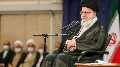 آیا مقلدین رهبر شهید انقلاب اسلامی می توانند همچنان از ایشان تقلید کنند؟