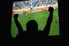 ۵ سینما در مشهد به استقبال بازی‌های جام جهانی فوتبال رفتند