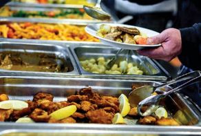 کاهش بی سابقه مشتریان رستوران های مشهد | غذا هست؛ مشتری نیست!