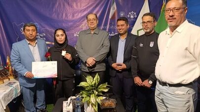 هانیه درخشان در مسابقات پاراموی تای قهرمانی کشور اول شد