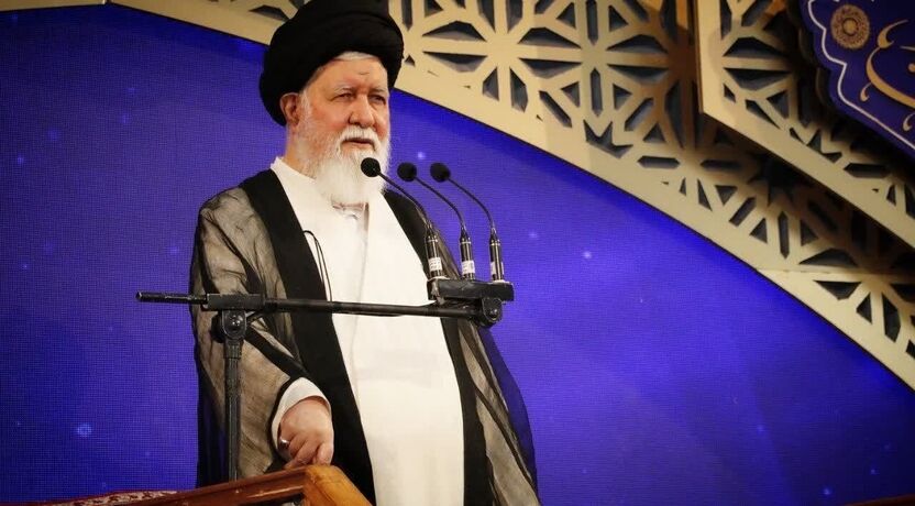 آیت الله علم‌الهدی: دشمن می‌خواهد فشار داخلی را از طریق دانشگاه آغاز کند