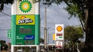 رویترز: اجتناب رانندگان آمریکایی از رانندگی با افزایش قیمت سوخت