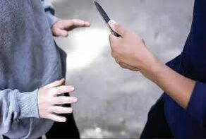 نقشه شیطانی زن و مرد جوان برای زورگیری از پسران هوسران + عکس