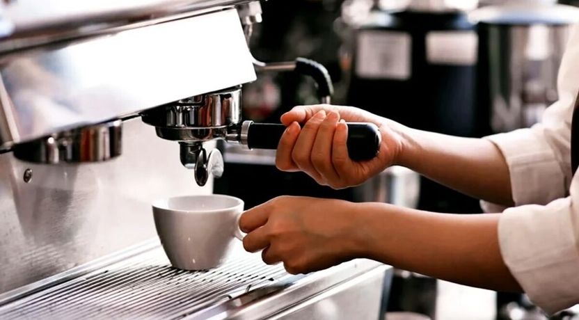 تعطیلی ماهانه ۶۰ کافی‌شاپ در مشهد | قهوه و لبنیات تا ۱۰۰ درصد گران شد