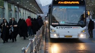 سرویس‌دهی رایگان اتوبوس‌رانی مشهد به نمازگزاران در روز عید فطر (شنبه، یکم فروردین ۱۴۰۵)