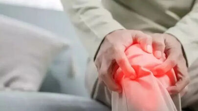 کدام خوراکی‌ها ممکن است درد و التهاب مفاصل را تشدید کنند؟