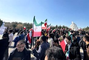 تجمع دانشجویان دانشگاه فردوسی مشهد در پی حمله آمریکایی - اسرائیلی (۹ اسفند ۱۴۰۴)