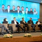 تأکید فعالان اقتصاد دیجیتال بر تاب‌آوری، ماندن و حفظ سرمایه انسانی در همایش «نقطه تصمیم»