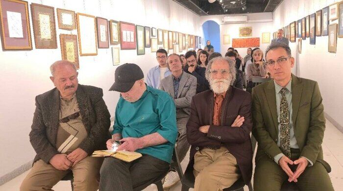 تجلیل از پیشکسوت خوشنویس خراسان در نمایشگاه «مهر ماندگار» نیشابور