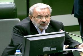 نماینده مردم مشهد در مجلس: در شرایط فعلی هر اقدامی باید با احتیاط بیشتری انجام شود