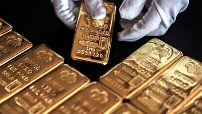 اونس طلا به پایین‌ترین حد خود در دو هفته گذشته رسید