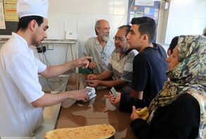 برخی نانوایی‌ها در مشهد تا ۱۲ شب فعال هستند