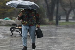 پیش‌بینی هواشناسی مشهد و خراسان رضوی، امروز (چهارشنبه، ۵ فروردین ۱۴۰۵) | رگبار باران، رعدوبرق و تگرگ متناوب تا پایان هفته در استان