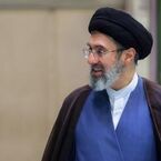 رهبر انقلاب: مسئولان حوزه سلامت نسبت به جامعه پرستاری توجه ویژه داشته باشند