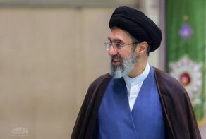 رهبر انقلاب: مسئولان حوزه سلامت نسبت به جامعه پرستاری توجه ویژه داشته باشند